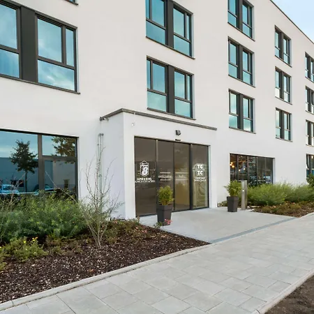 Super 8 By Wyndham Munich City North